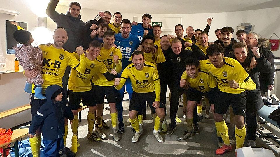Der FC Amberg bleibt Spitzenreiter!