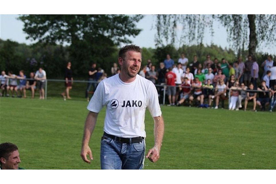 VfB-Trainer Helmut Lugauer musste gehen.  Foto: rtn