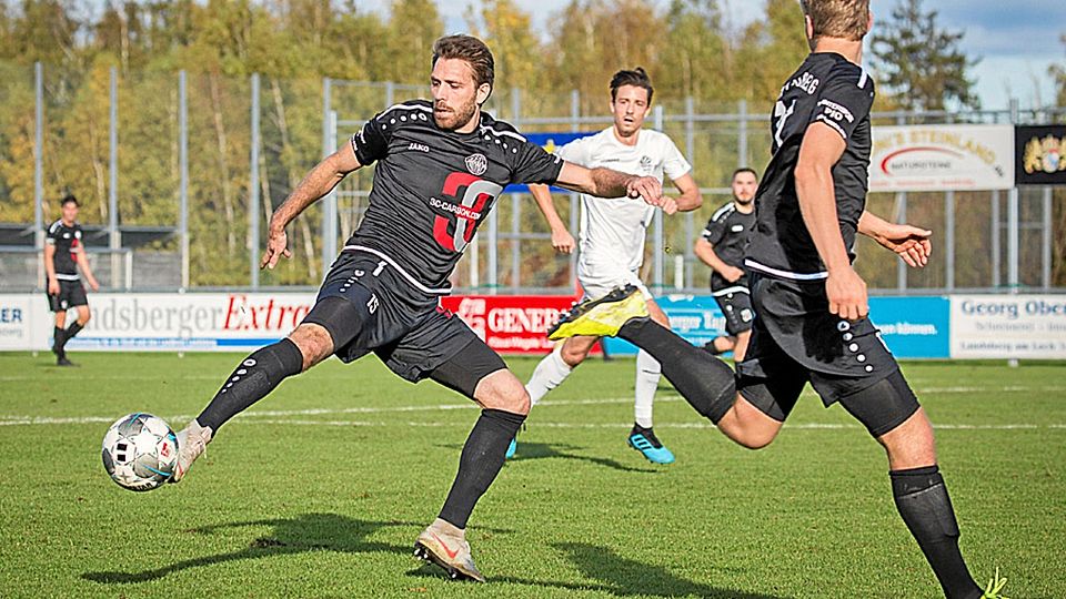 Philipp Siegwart (links) wird in der neuen Saison nicht mehr für den TSV Landsberg auf Torejagd gehen.