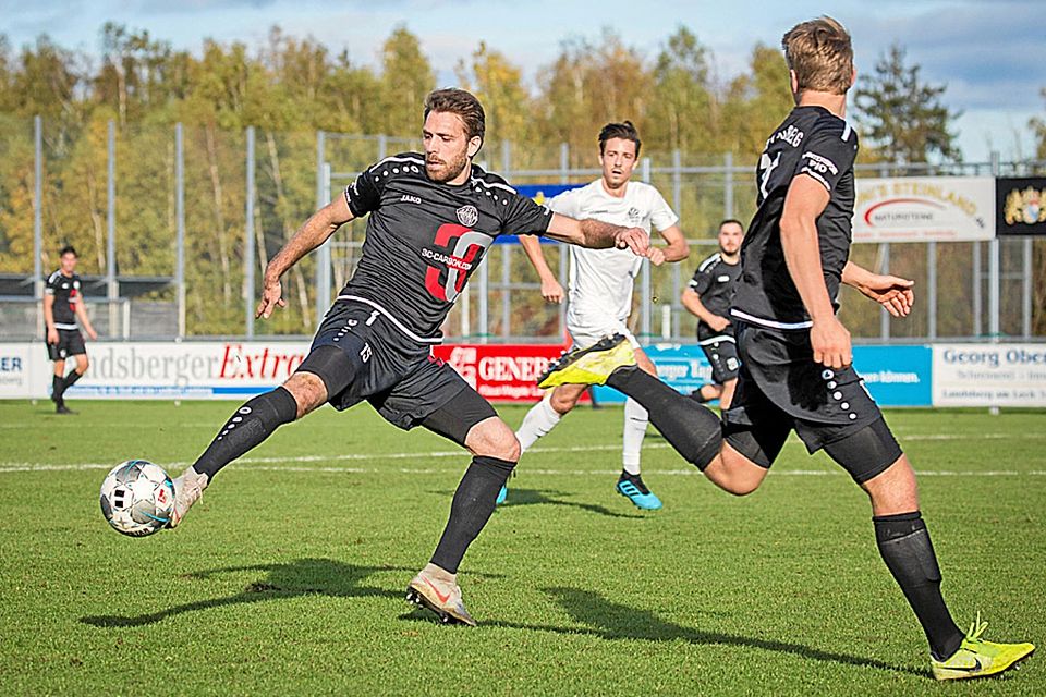 Philipp Siegwart (links) wird in der neuen Saison nicht mehr für den TSV Landsberg auf Torejagd gehen.