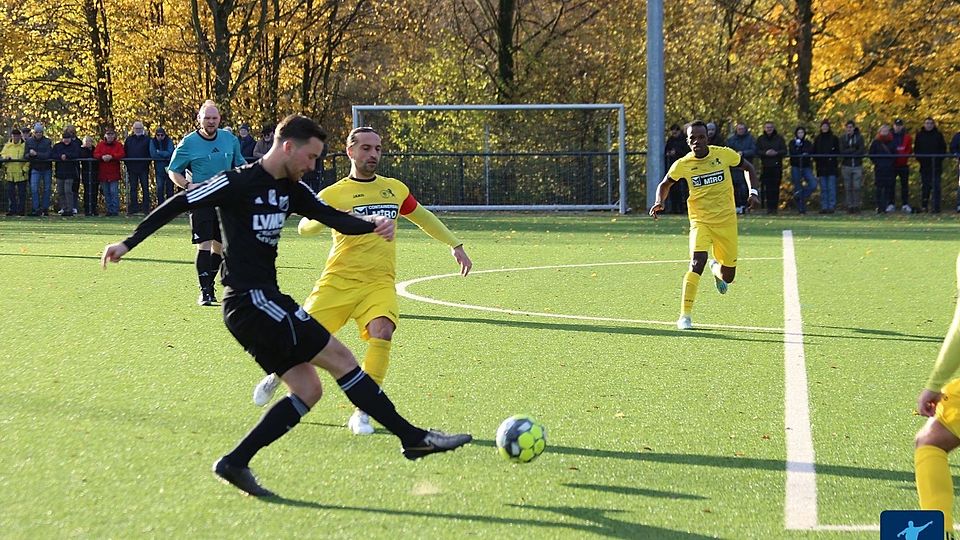 Der SV Budberg siegt spät gegen Hamborn. 