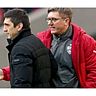 Ilija Aracic (rechts neben dem Stuttgarter Cheftrainer Tayfun Korkut) fühlt sich wohl bei seinem neuen Arbeitgeber. Trotzdem freut er sich auch auf das Wiedersehen mit dem FV Illertissen.   F.: Pressefoto Eibner