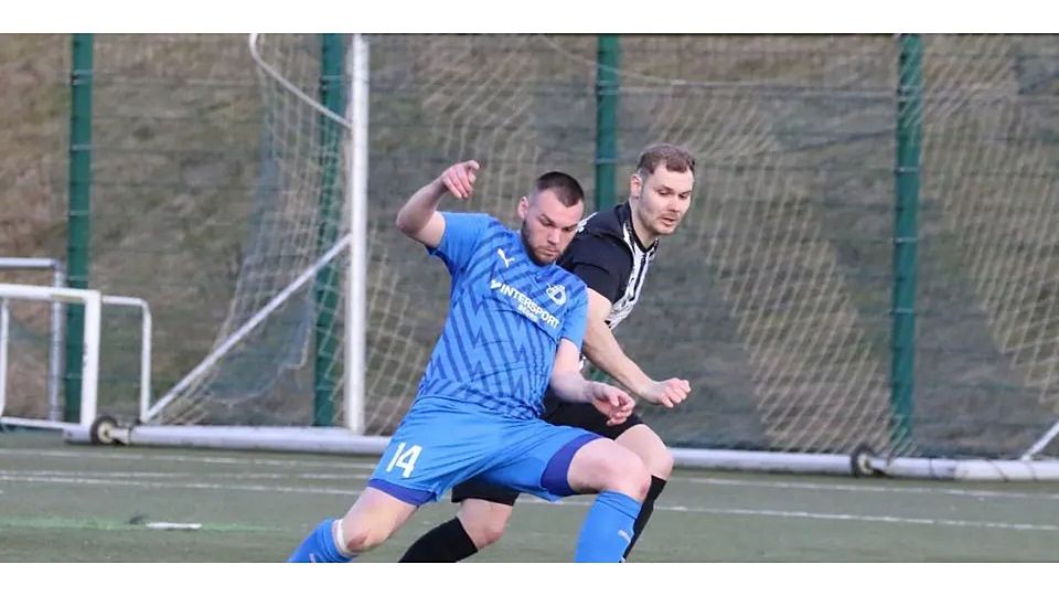 Die Breidenbacher Führung durch Nino Schmidt (l., hier gegen Niels Jung vom SSC Burg) hielt gegen Wiesbaden nicht lange. © Jens Schmidt