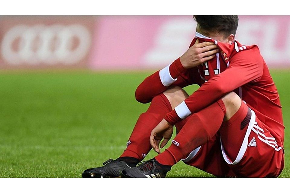 Nach einer aus der Sicht der Bayern chancenarmen Partie müssen die Münchner eine 3:0-Pleite in Lissabon hinnehmen. Leifer