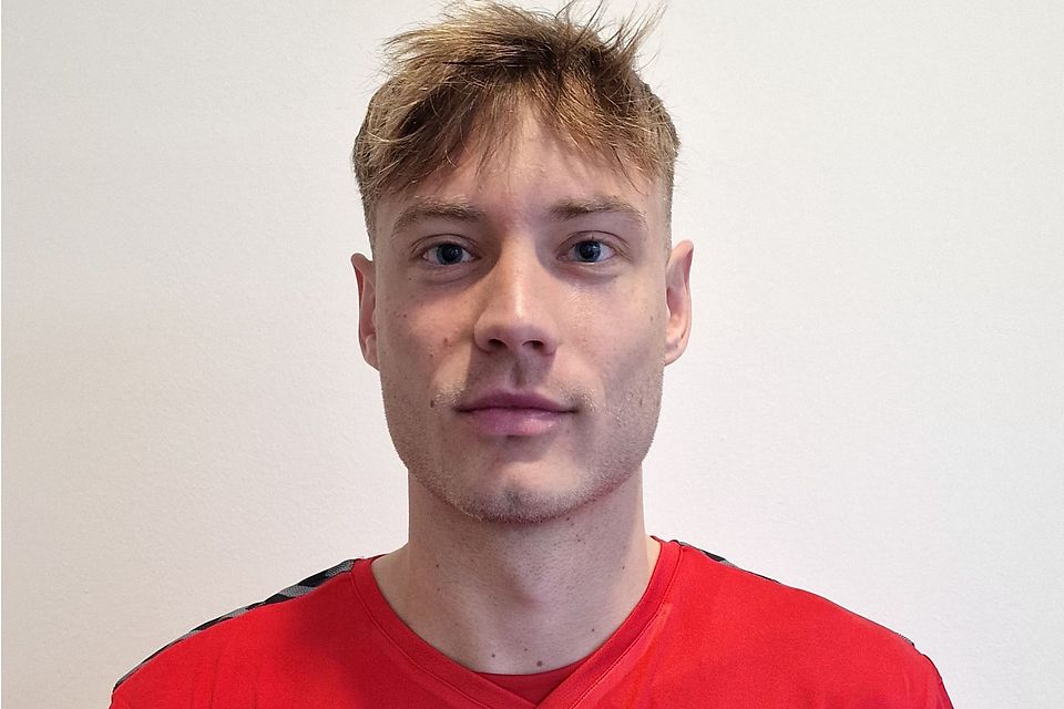 Der 23-jährige Stürmer Felix Pilger spielt ab sofort für den ZFC Meuselwitz. Der 23-jährige Stürmer Felix Pilger spielt ab sofort für den ZFC Meuselwitz.