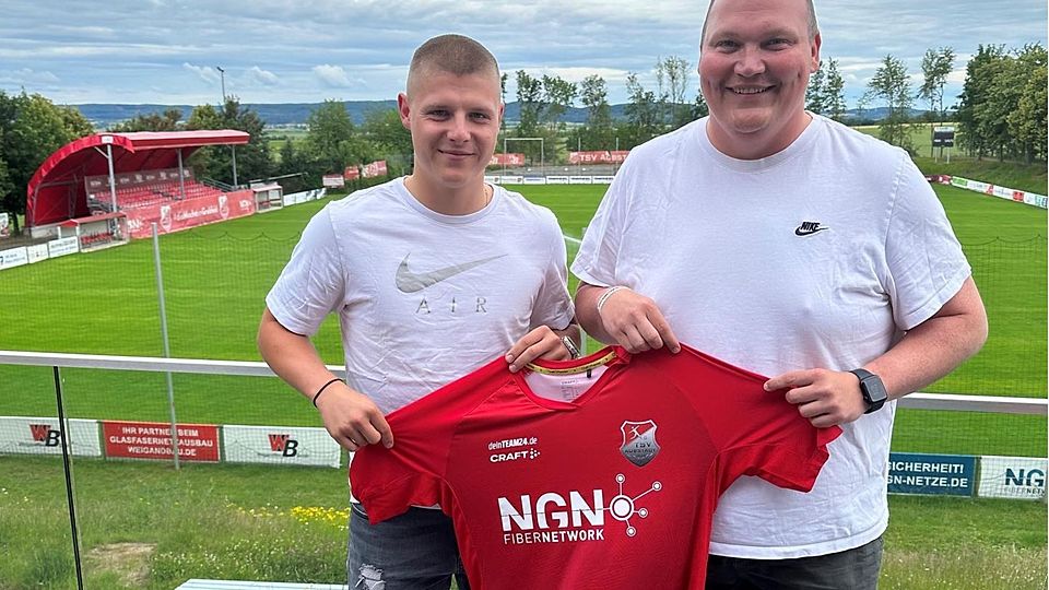 Mit Timm Koch (li.)  haben die Aubstädter einen sehr interessanten jungen Spieler verpflichten können, der unter anderem im Nachwuchs von RB Leipzig ausgebildet wurde.