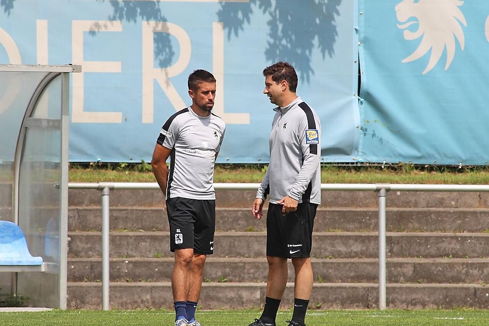Stefan Lex mit 1860-Cheftrainer Argirios Giannikis. Stefan Lex mit 1860-Cheftrainer Argirios Giannikis.