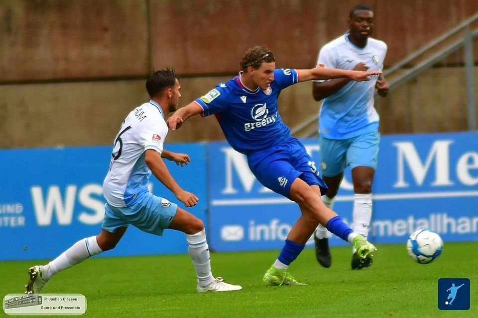 Amin Bouzraa ist neu in Wuppertal. Amin Bouzraa ist neu in Wuppertal.