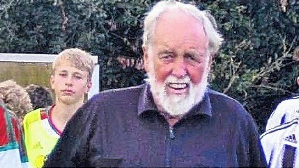 Leitete sein letztes Spiel: Schiedsrichter Rolf Pinn kt