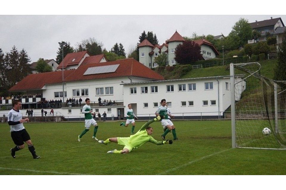 Die SG Waibstadt unterstrich mit einem 5:1 gegen den FC Zuzenhausen II ihre Aufstiegsambitionen. F: Philipp Krauß