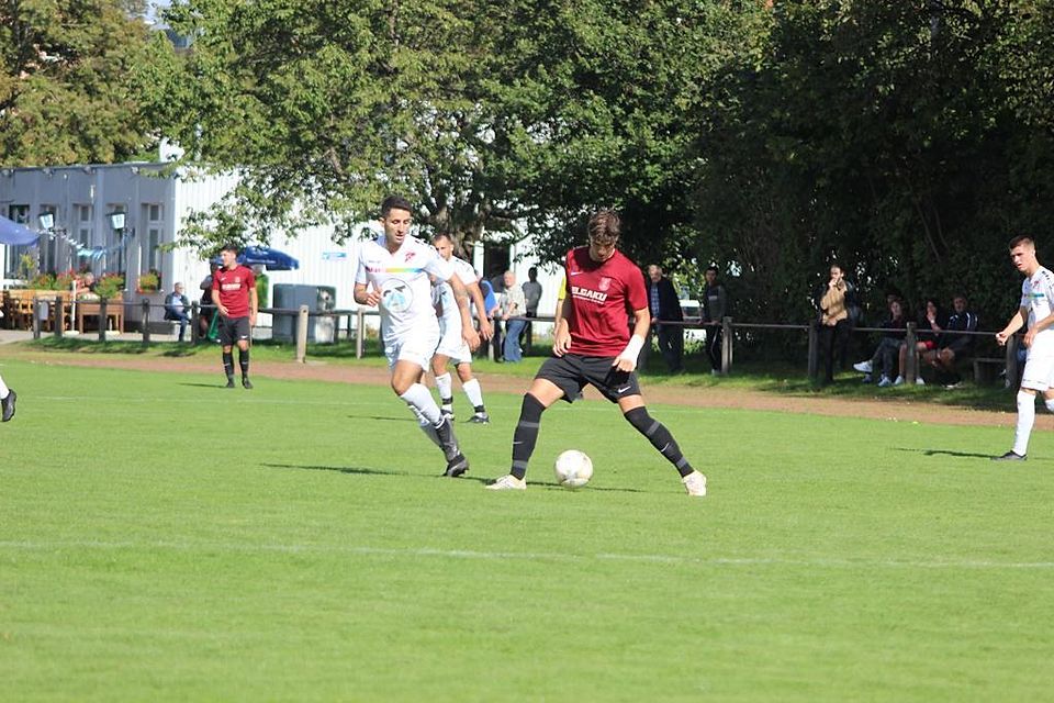 Dritte Saisonniederlage: Die SpVgg Kammerberg muss sich beim Spitzenreiter FC Schwabing geschlagen geben.