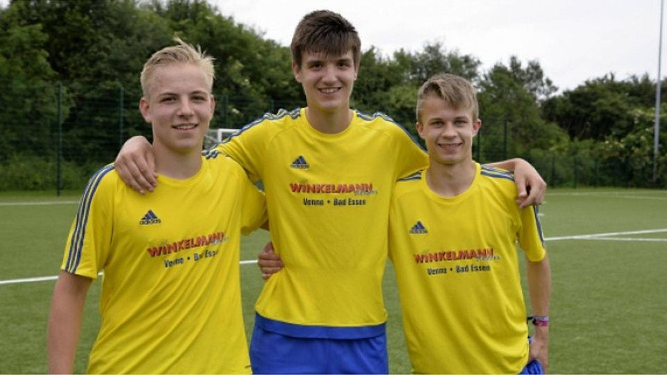 Fanden sich auf Anhieb bei den A-Junioren des FCR Bramsche zurecht: David Kleine, Lukas Stutze und Tim Neumann (von links). Foto: Christian Senft