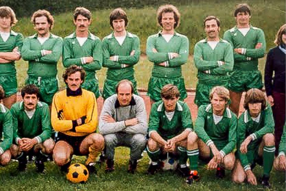 Das Meisterteam: Am 20. Juni 1981 feierte die Erste Mannschaft des TSV Murnau den Aufstieg in die Landesliga.