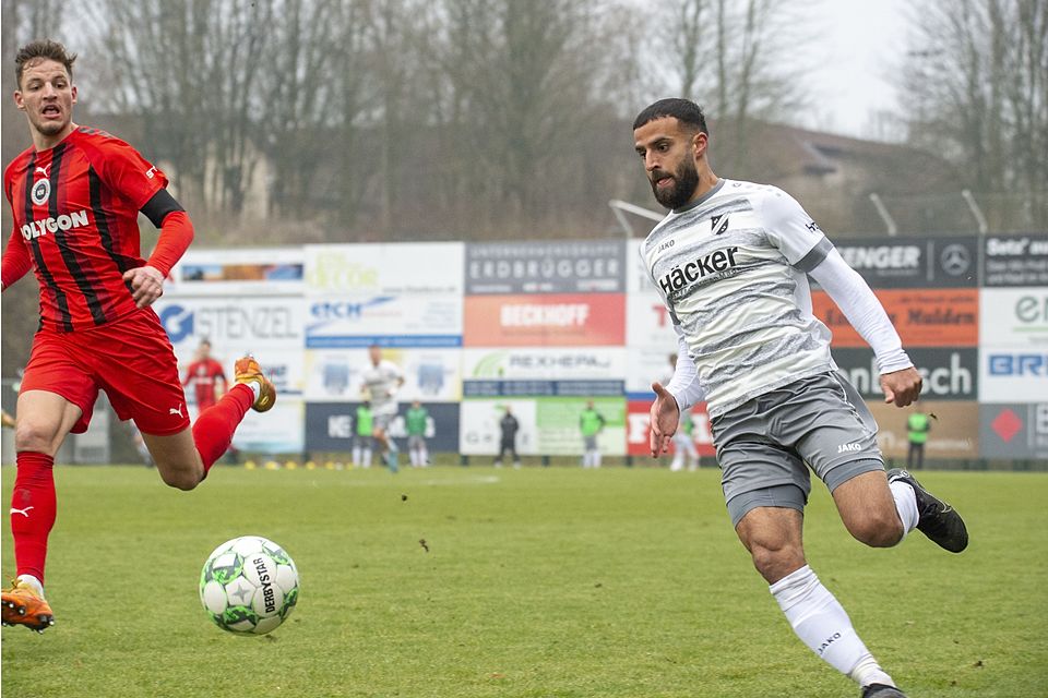 Volles Tempo: Rödinghausens Ramien Safi (r.) entschied mit seinem Treffer zum 2:0 das Spiel in Oberhausen.