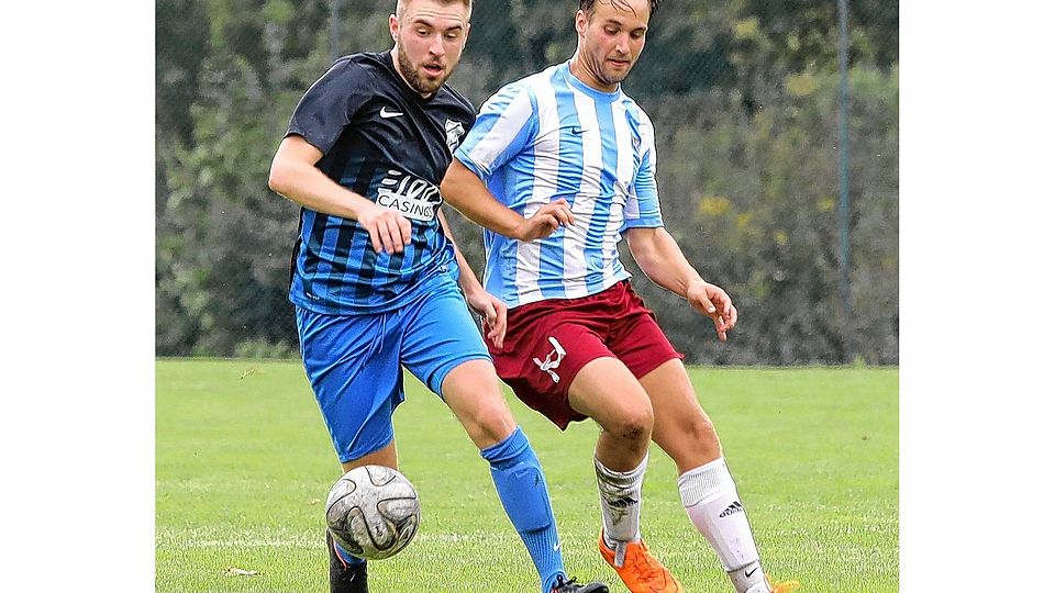 Das Nachsehen hatte der TSV  Bargteheide II mit Ansgar Deitert (re.) gegen Patrick Tornack und die FSG Südstormarn. Foto: un
