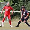 Noch fehlt den Kickern von Türkspor Eppingen (r.) der richtige Zugriff in der Landesliga.