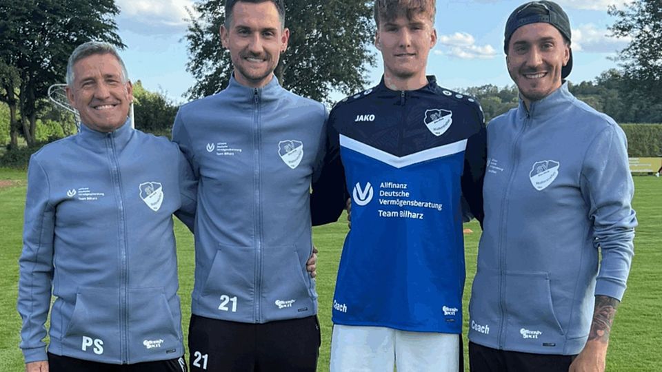 Von links: Co-Trainer Pedro Sanchez, Co-Trainer David Stählin, Fabian Bednarski und Trainer Giuseppe Paletta | Foto: Verein