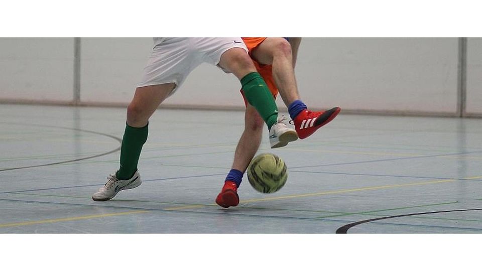 Nach der Premiere des Weihnachtssingens auf dem Sportplatz im Spenglerswald am vergangenen Sonntag ist vor der 31. Auflage des Wintercups in der Birkenauer Langenberghalle. 	Foto: Sven Jessen