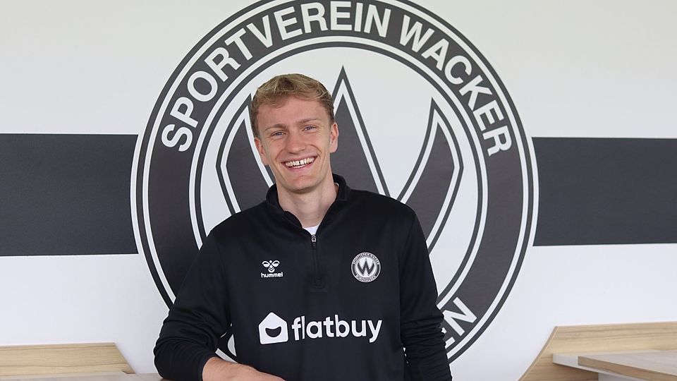 Adrian Hofherr schließt sich dem SV Wacker Burghausen an.