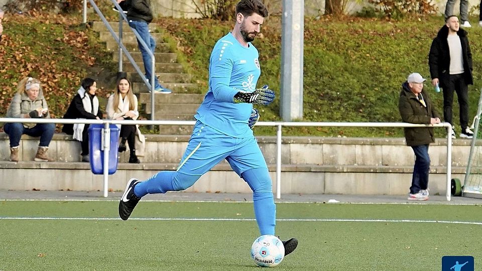 Torhüter Dominik Reining wurde gegen seinen Ex-Verein FV Biebrich zum Helden im Elfmeterschießen. Dank zweier gehaltene Elfmeter siegte die SKG 23 