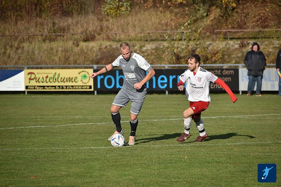 Spielertrainer Dennis Kochlöffel hielt mit seiner Mannschaft über eine Halbzeit sehr gut mit. In der zweiten Halbzeit entscheidet dann die Souveränität des Tabellenführers aus Burgau.