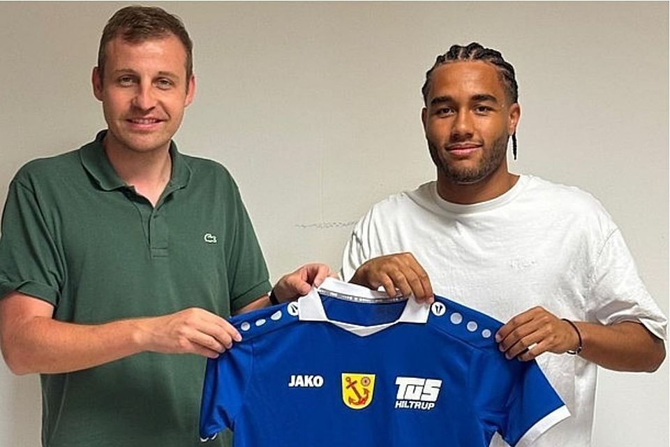 Enoch Moussa (l.) wechselt aus der Jugend des MSV Duisburg zum Oberligisten