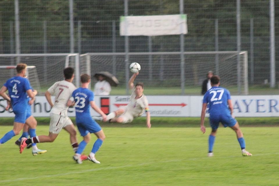 94. Minute per Seitfallzieher zum Ausgleich – und der Torhüter machte in Schwabing die Vorlage.