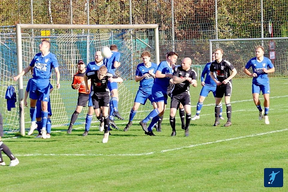 Spielszene Absteiger SC Achmer - TV Bohmte