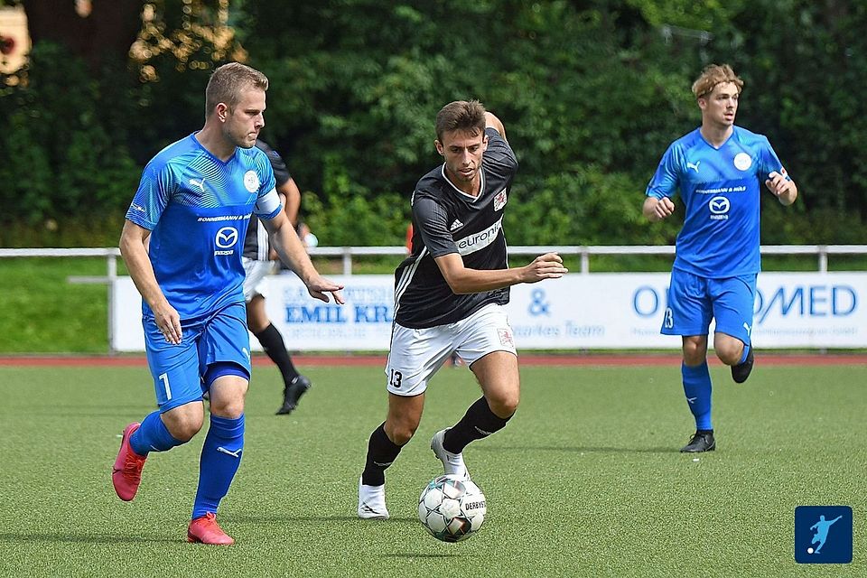 Jacoby (Mitte) wechselt im Sommer innerhalb der Westfalenliga 2 zu seinem Heimatverein zurück.