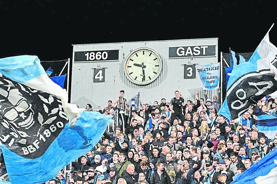 Wunderbare Fußball-Zeiten vor der Pandemie: Im Oktober 2019 unterlag die SpVgg Unterhaching auf Giesings Höhen den Löwen im Toto-Pokal unglücklich im Elfmeterschießen.