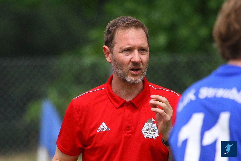 Michael Schmid springt erneut beim FC Aiterhofen ein. 