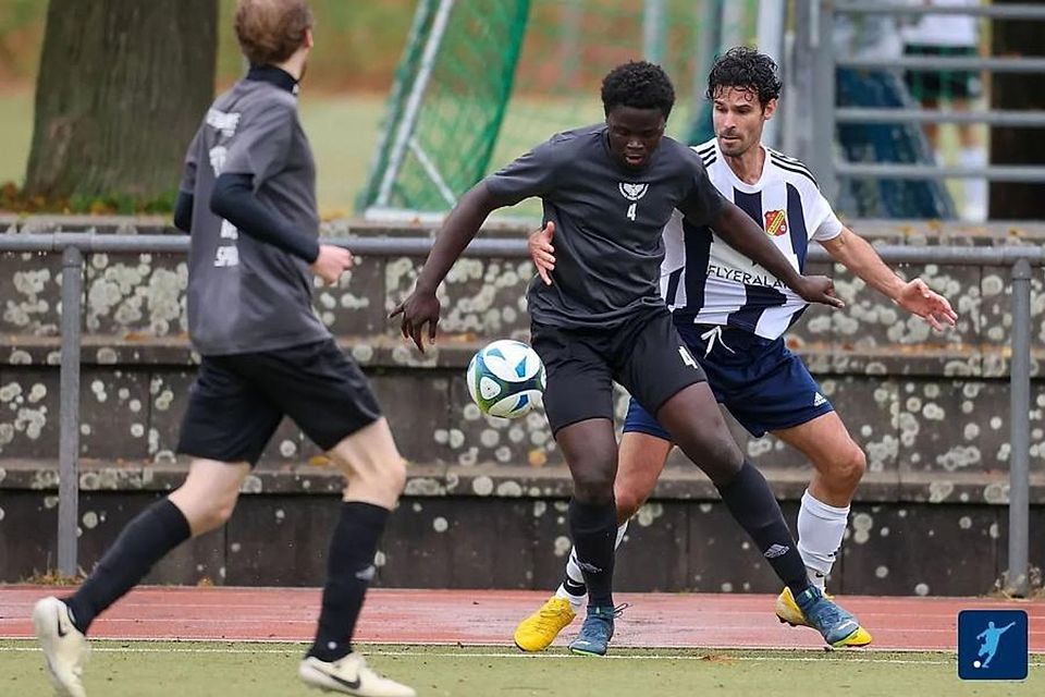 Das Team von A-Ligist Schwarz-Weiß (hier im Archivbild) bejubelt gegen den SC Meso-Nassau den späten 1:1-Ausgleich. 