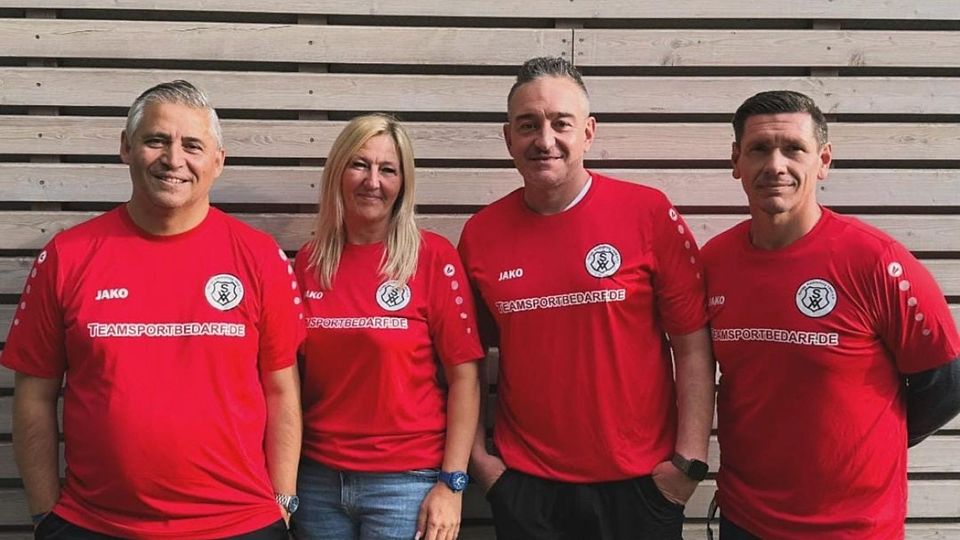 Die Führungsriege der Spvgg. Amöneburg glaubt dank zahlreicher Neuzugänge an den Klassenerhalt in der B-Liga.