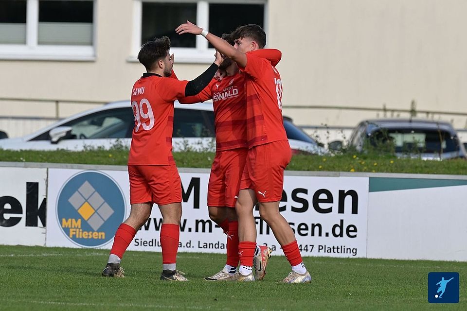 Die SpVgg Plattling will sich mit einem Heimsieg gegen Schwarzach in die Winterpause verabschieden.