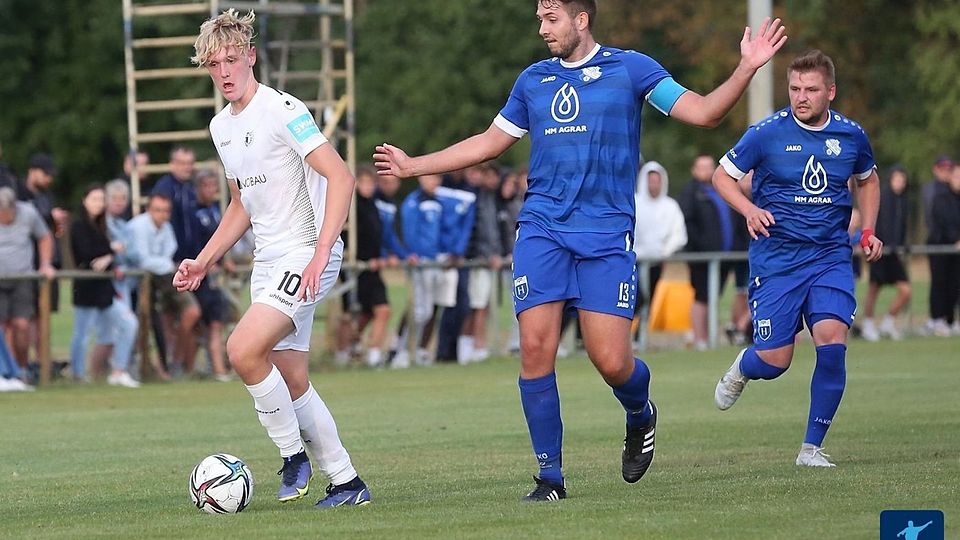 Hector Hink (links) ist einer der Leistungsträger der neuformierten U23 des 1. FC Magdeburg.