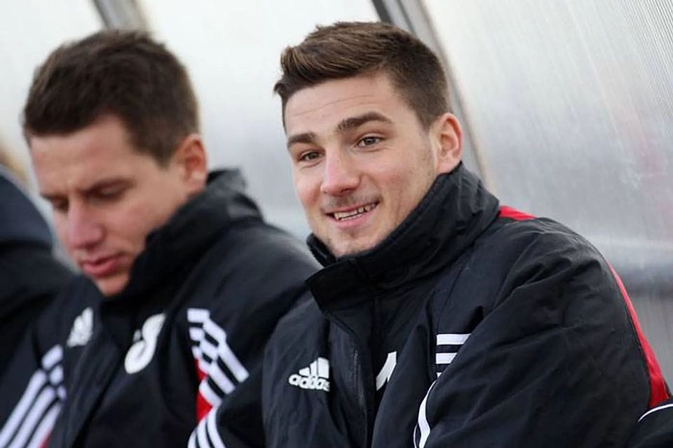 März 2011: Aleksandro Petrovic legt beim TSV Buchbach los.