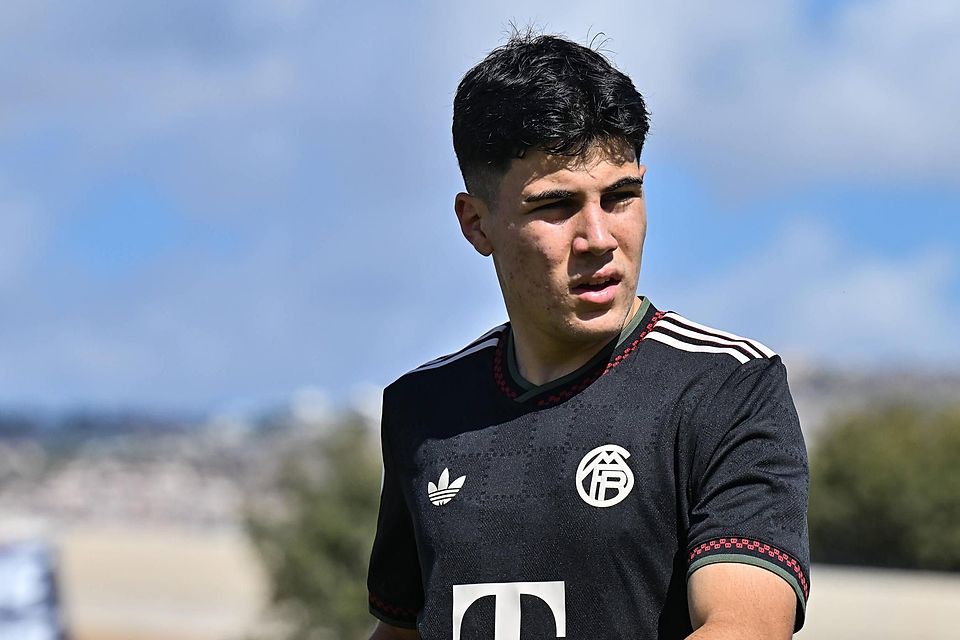 Felipe Chávez ist trotz seines jungen Alters bereits Nationalspieler Perus und steht für den FC Bayern im Youth-League-Kader.