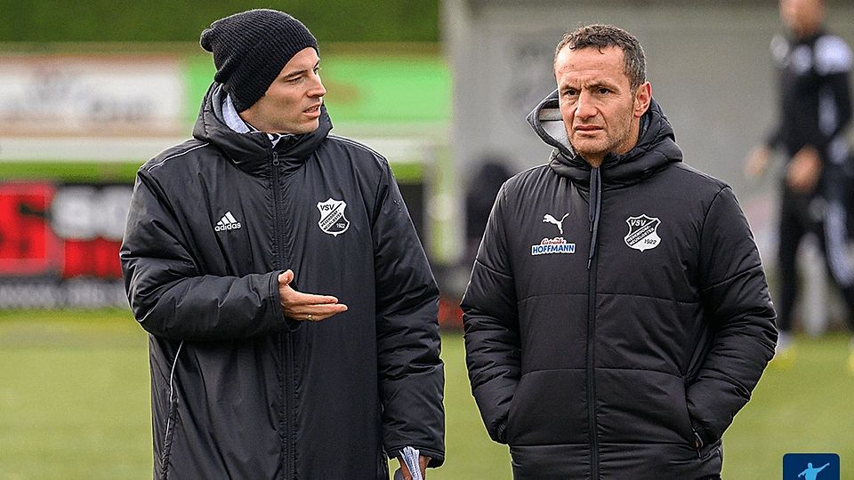 Co-Trainer Torben Hildebrandt und Trainer Nihat Sagir sehen nicht besonders glücklich aus. Aber so schlecht lief es bislang nicht.