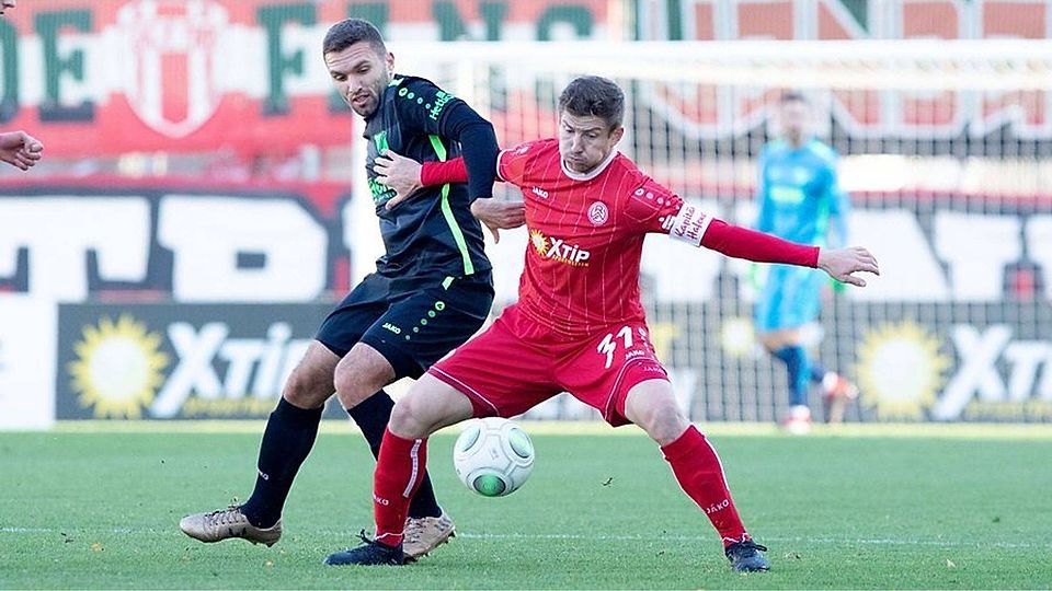 Benjamin Baier (re.), zuletzt Kapitän von Rot-Weiß Essen, kehrt nach Aschaffenburg zurück und soll das Spiel der Viktoria lenken. 