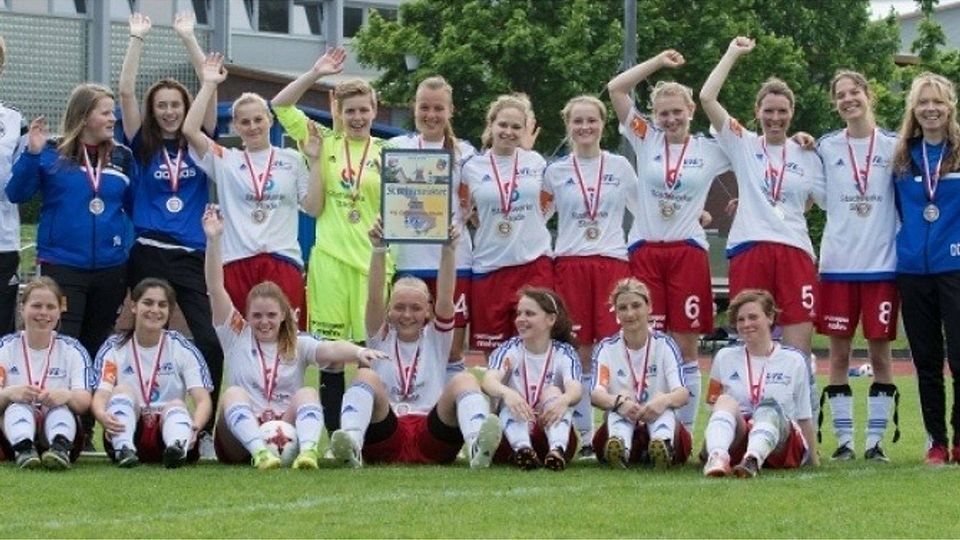 Ungeschlagen stiegen die Frauen des VfL Güldenstern Stade in die Bezirksliga auf.