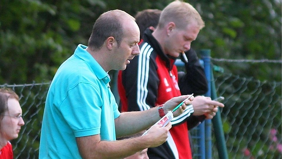 Christian Steil (li.) wird neuer Trainer beim TSV Waldkirchen II  Foto: Werner Grübl