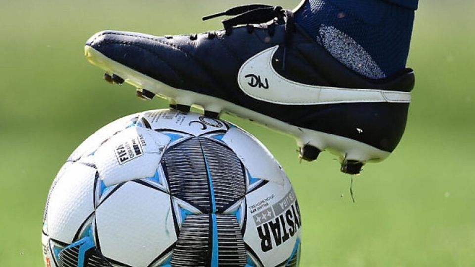 Der SV Ewattingen verliert das Spitzenspiel in der Fußball-Kreisliga B mit 2:4 gegen die SG Friedenweiler/Rötenbach.