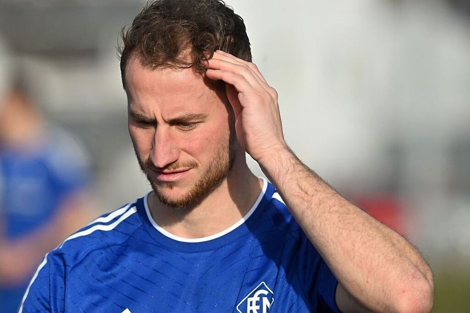 Reicht es zum Klassenerhalt? Auch Thomas Fischer, spielender Co-Trainer beim FC Neustadt, grübelt noch über diese Frage.