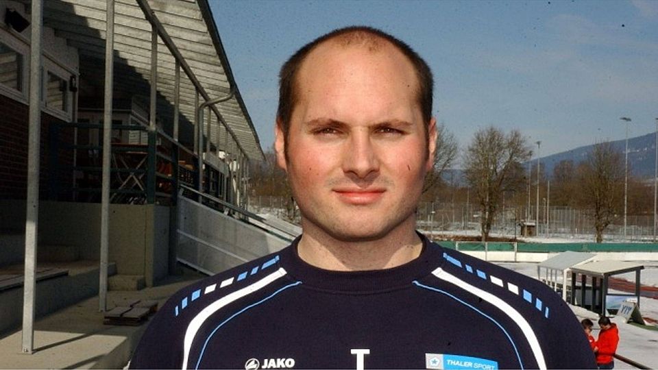 Markus Bauer fungiert gemeinsam mit Tommi Reisinger als Interimstrainer des 1. FC Viechtach F: Meier