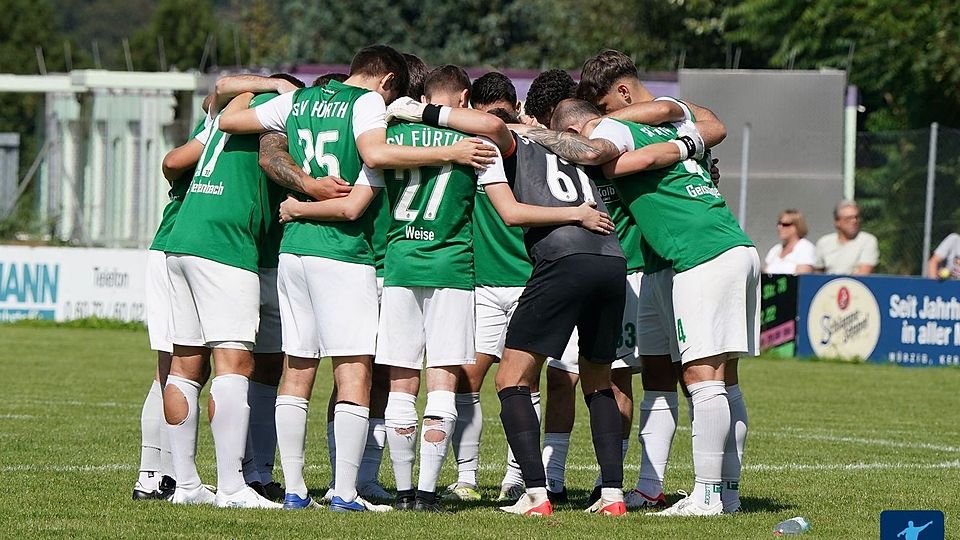 Der SV Fürth feierte einen wichtigen Sieg in Höchst. 