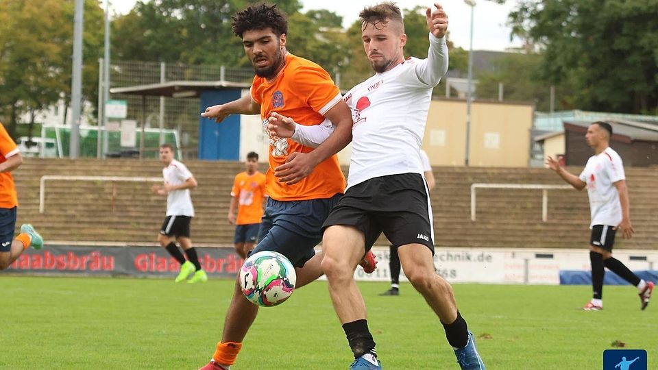 Der SV Wiesbaden und der VfR 07 Limburg stecken noch im Abstiegskampf der Verbandsliga - und dürften dem SC Waldgirmes die Daumen für den Hessenliga-Klassenerhalt drücken.