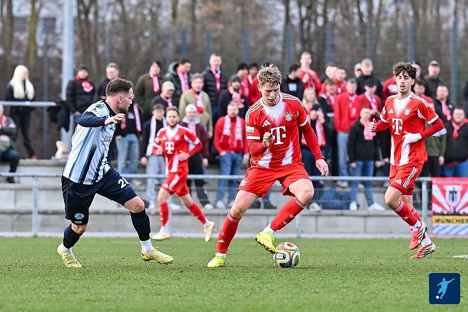 Anton Heinz (am Ball) und die Bayern-Youngsters müssen noch warten. Der Auftakt gegen Unterhaching wurde abgesagt. Anton Heinz (am Ball) und die Bayern-Youngsters müssen noch warten. Der Auftakt gegen Unterhaching wurde abgesagt.