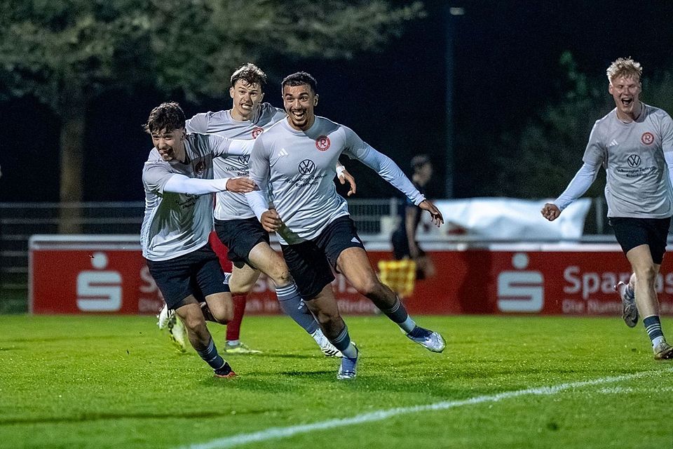 Rosenheim holt drei Punkte gegen Dornach