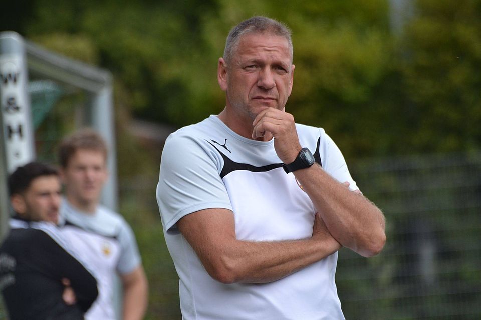 Seine Suryoye-Zeit ist vorbei: Ralf Kowalleck ist nicht mehr Trainer des Landesligisten Suryoye Paderborn.
