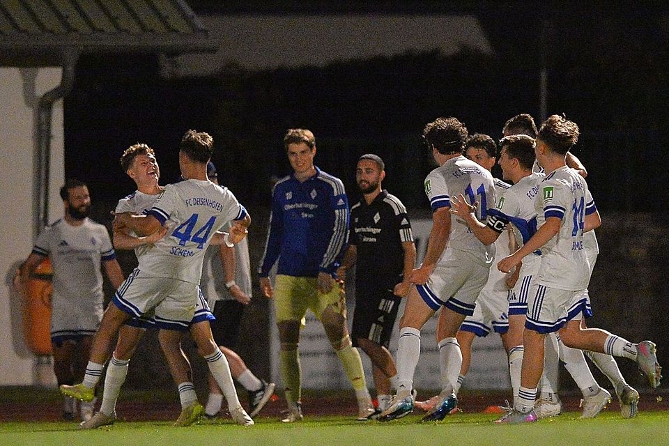 Über die Zeit gebracht: Deisenhofen gewinnt in Geretsried knapp mit 2:1. (Archivbild9 Über die Zeit gebracht: Deisenhofen gewinnt in Geretsried knapp mit 2:1. (Archivbild9